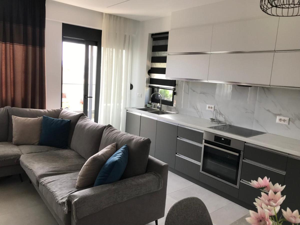 Saranda Lux Apartments Sarandë Exterior foto
